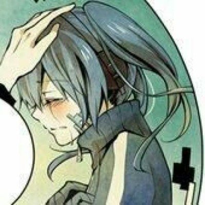 高某高速随意变道致3车猛烈相撞